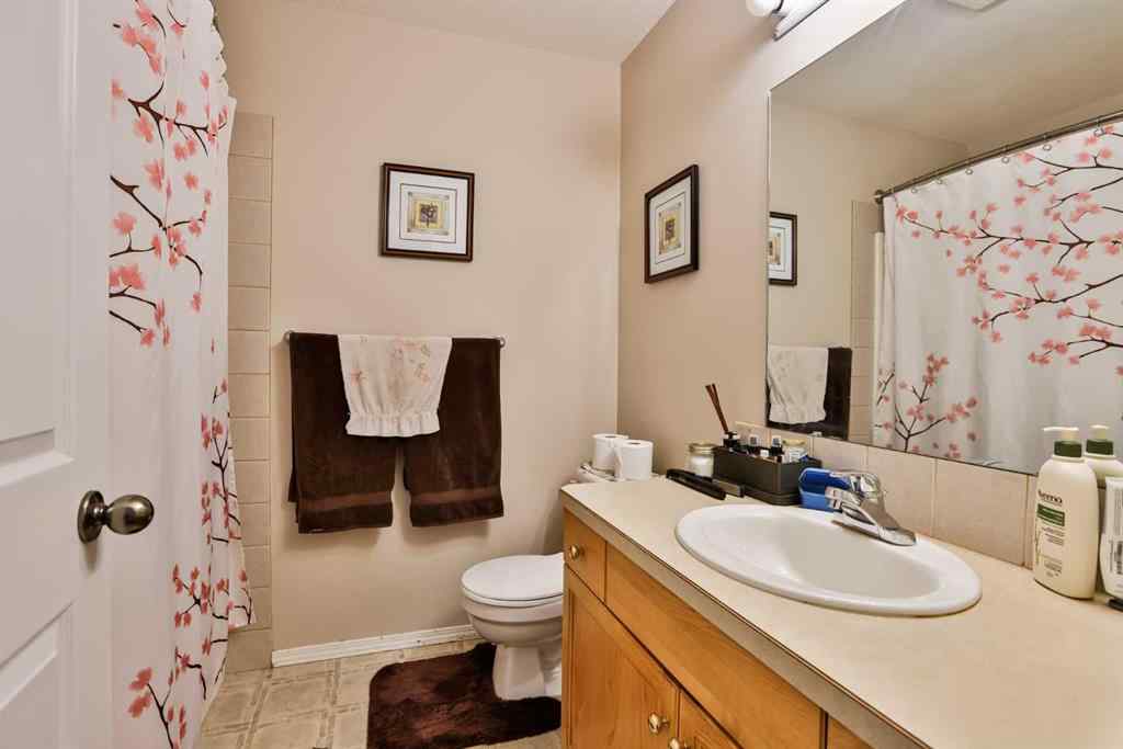 MLS® A2246112 - Unit #26 720 Heritage Boulevard W in Heritage Heights Lethbridge, Residential