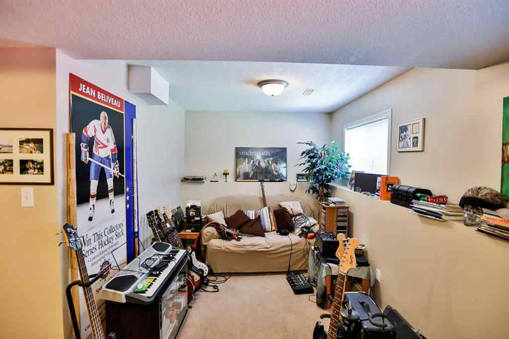 MLS® A2246112 - Unit #26 720 Heritage Boulevard W in Heritage Heights Lethbridge, Residential