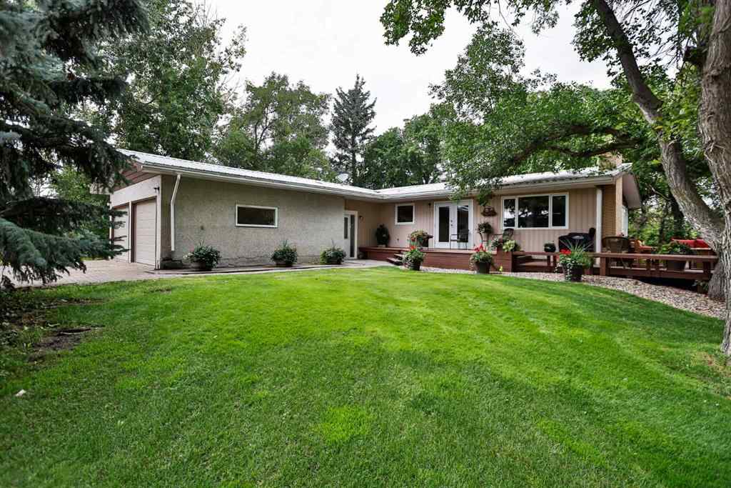 MLS® A2246115 - 203037 TWP RD 174   in NONE Rural Vulcan County, Residential