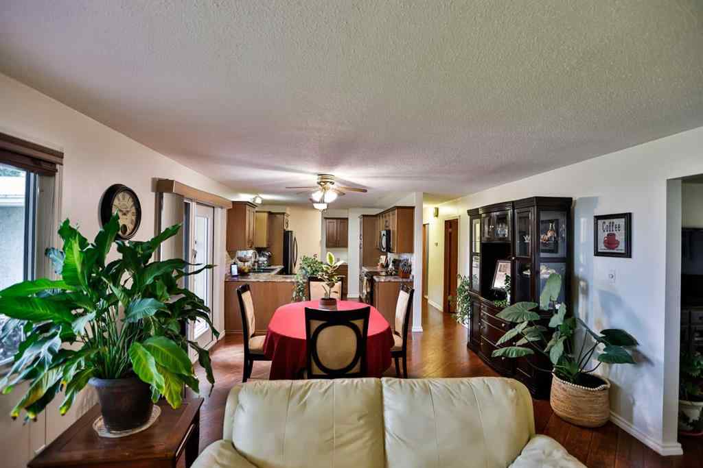 MLS® A2246115 - 203037 TWP RD 174   in NONE Rural Vulcan County, Residential