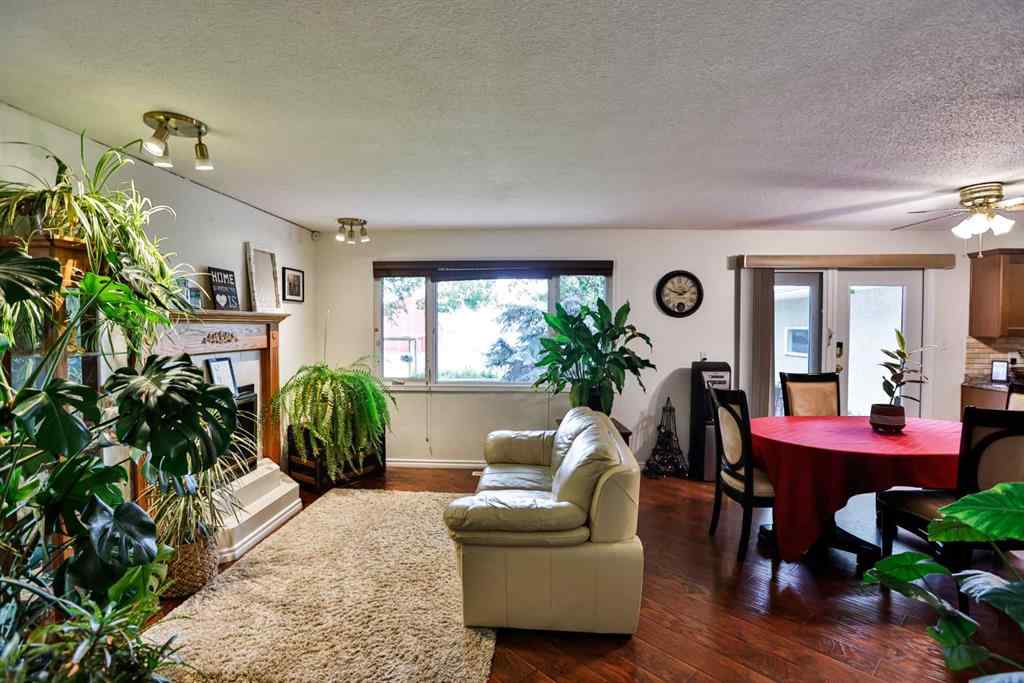 MLS® A2246115 - 203037 TWP RD 174   in NONE Rural Vulcan County, Residential