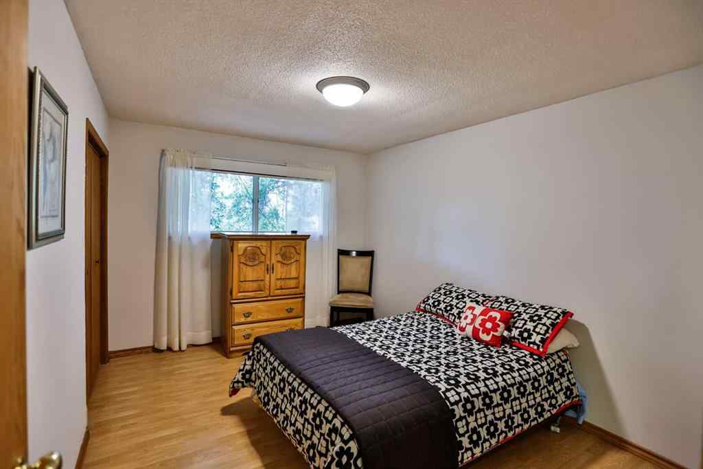 MLS® A2246115 - 203037 TWP RD 174   in NONE Rural Vulcan County, Residential