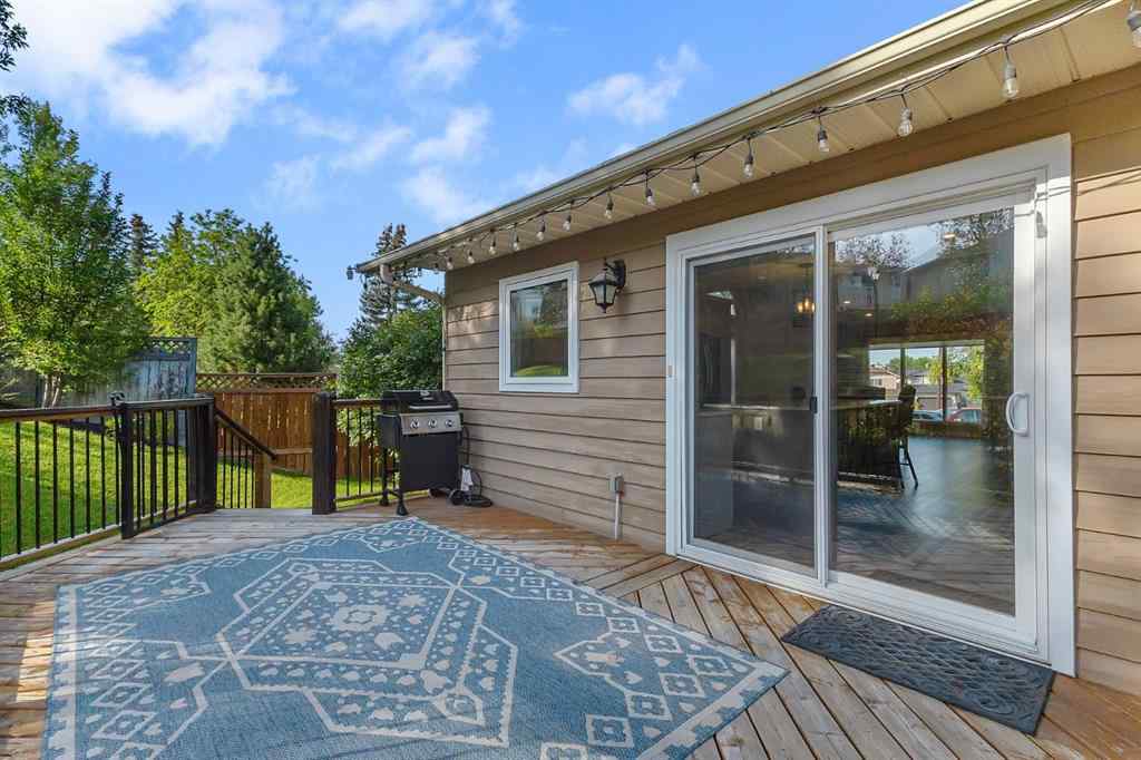 MLS® A2246120 - 23 Sanderling Court  in Sandstone Valley Calgary, Residential