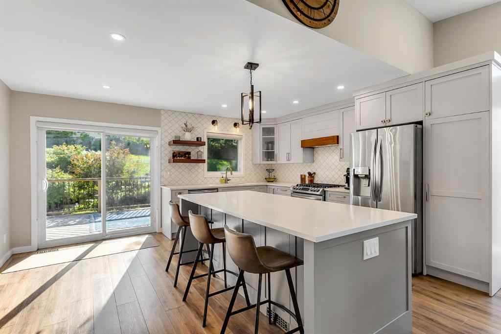 MLS® A2246120 - 23 Sanderling Court  in Sandstone Valley Calgary, Residential