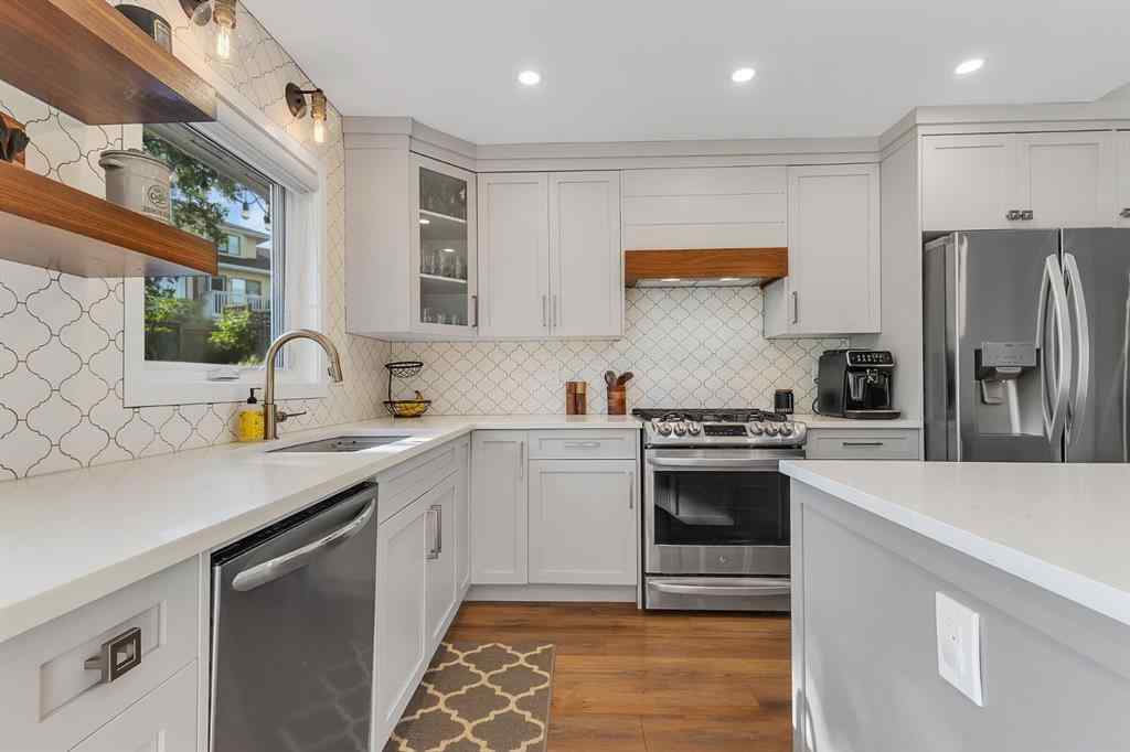 MLS® A2246120 - 23 Sanderling Court  in Sandstone Valley Calgary, Residential