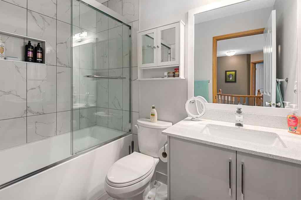 MLS® A2246129 - 195 Cove Crescent  in The Cove Chestermere, Residential