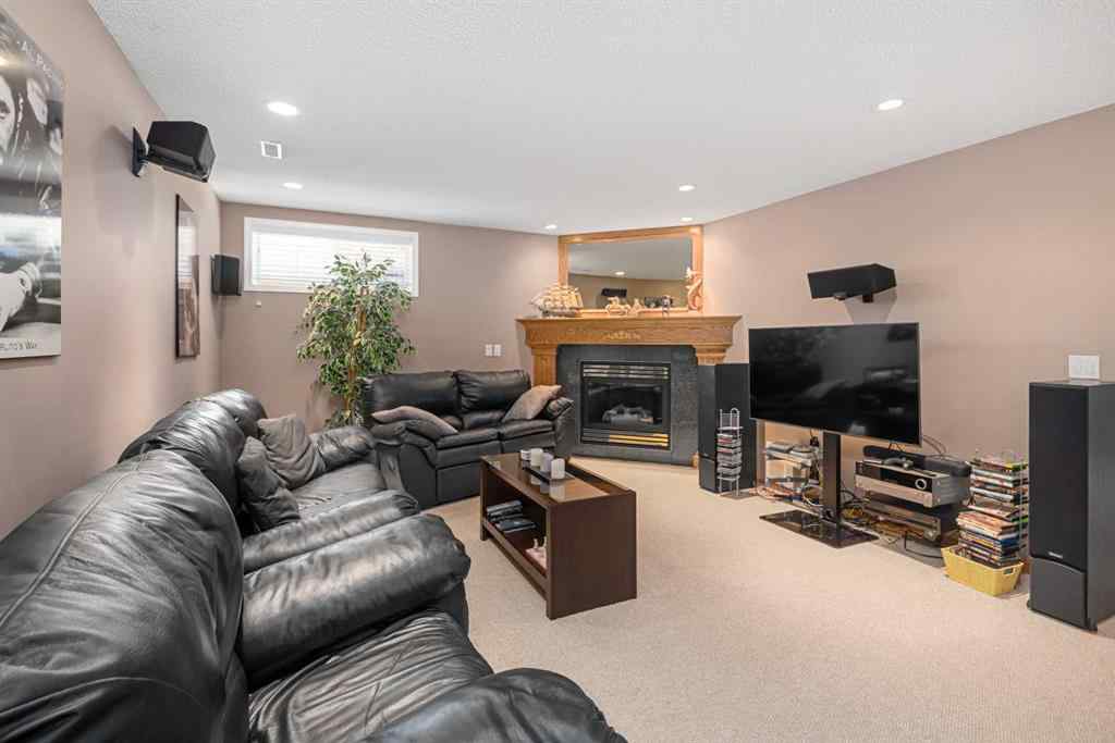 MLS® A2246129 - 195 Cove Crescent  in The Cove Chestermere, Residential