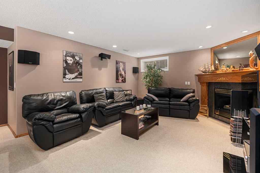 MLS® A2246129 - 195 Cove Crescent  in The Cove Chestermere, Residential