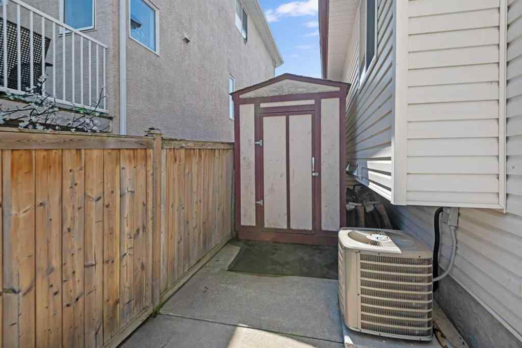 MLS® A2246129 - 195 Cove Crescent  in The Cove Chestermere, Residential
