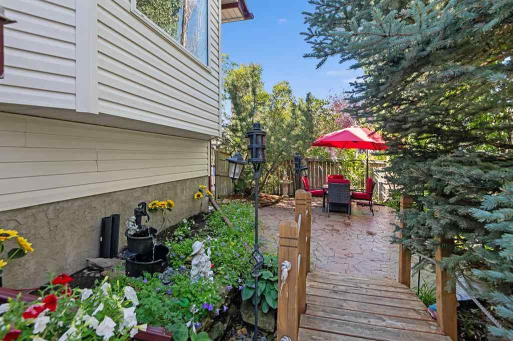 MLS® A2246129 - 195 Cove Crescent  in The Cove Chestermere, Residential