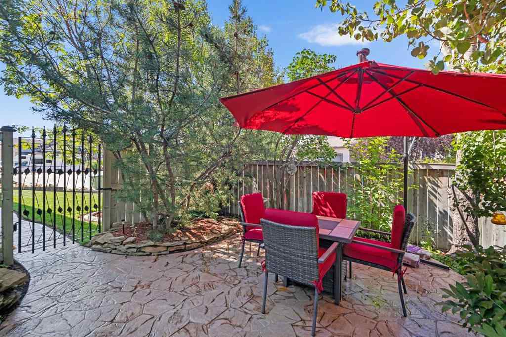 MLS® A2246129 - 195 Cove Crescent  in The Cove Chestermere, Residential