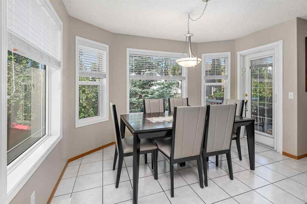 MLS® A2246129 - 195 Cove Crescent  in The Cove Chestermere, Residential