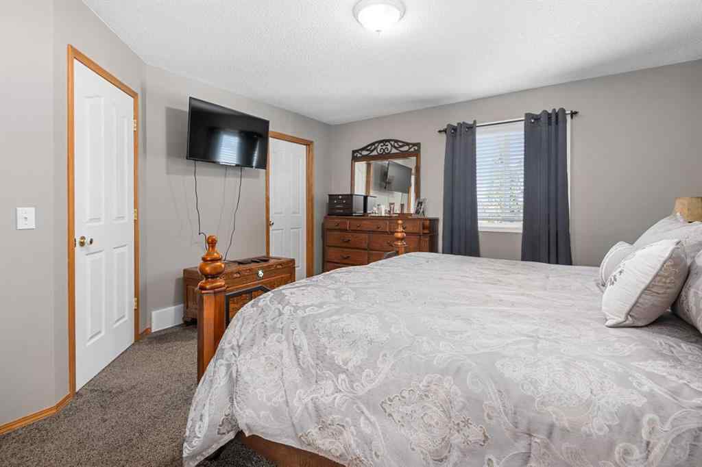 MLS® A2246129 - 195 Cove Crescent  in The Cove Chestermere, Residential