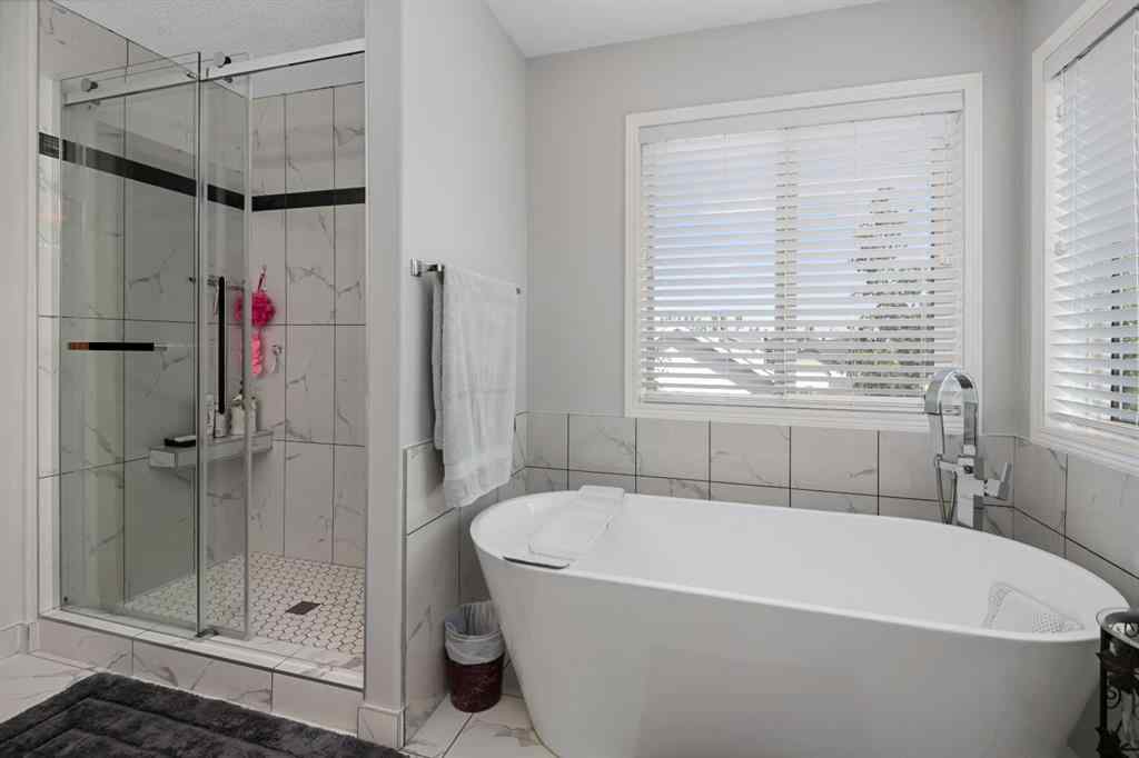 MLS® A2246129 - 195 Cove Crescent  in The Cove Chestermere, Residential