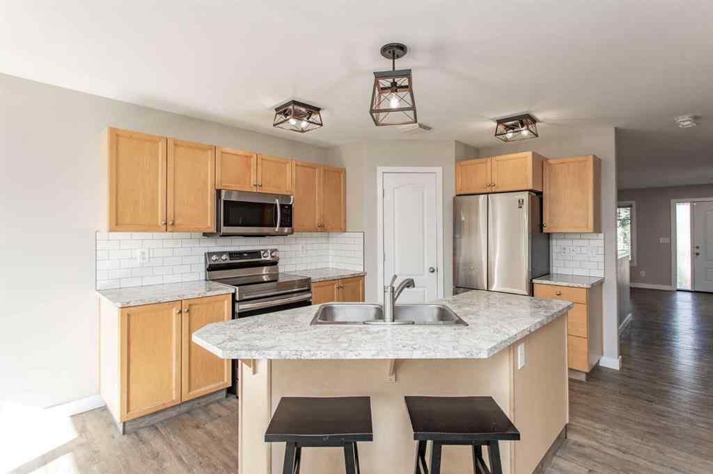 MLS® A2246140 - 37 Wade Close  in Westlake Red Deer, Residential