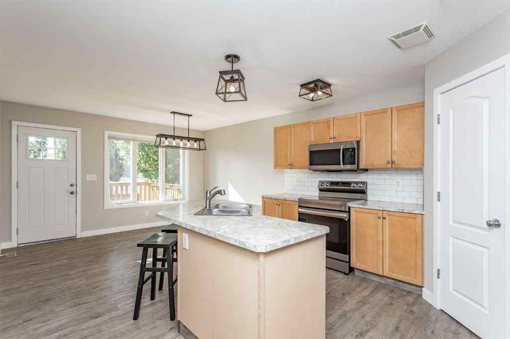 MLS® A2246140 - 37 Wade Close  in Westlake Red Deer, Residential