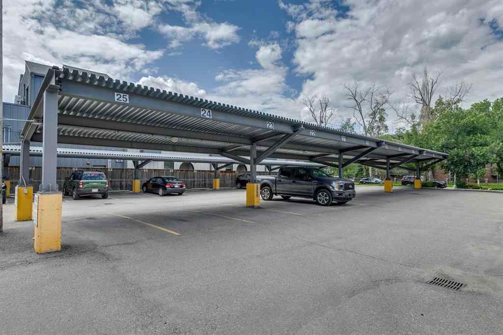 MLS® A2246142 - Unit #402 916 Memorial Drive NW in Sunnyside Calgary, Residential