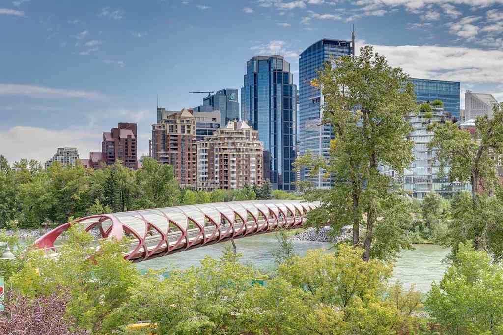 MLS® A2246142 - Unit #402 916 Memorial Drive NW in Sunnyside Calgary, Residential