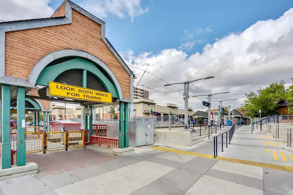 MLS® A2246142 - Unit #402 916 Memorial Drive NW in Sunnyside Calgary, Residential