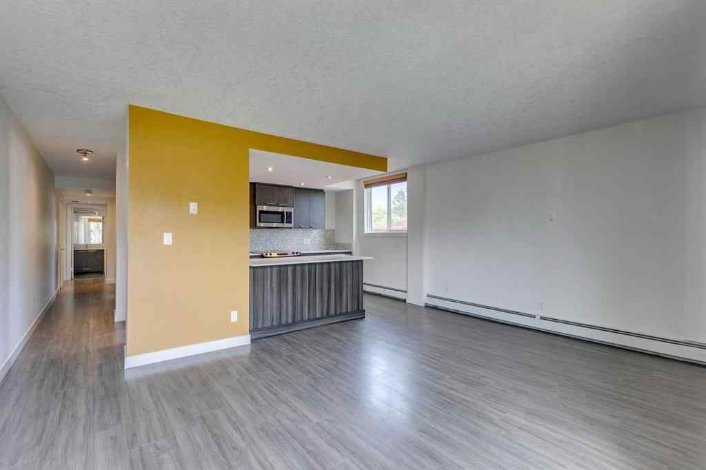 MLS® A2246142 - Unit #402 916 Memorial Drive NW in Sunnyside Calgary, Residential