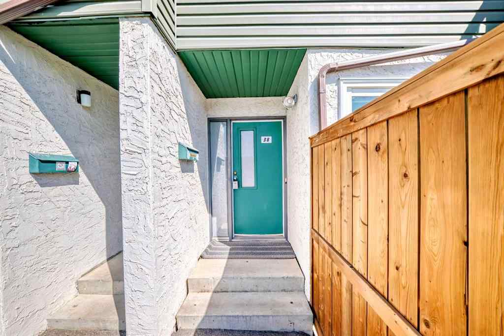 MLS® A2246148 - Unit #38 2511 38 Street NE in Rundle Calgary, Residential
