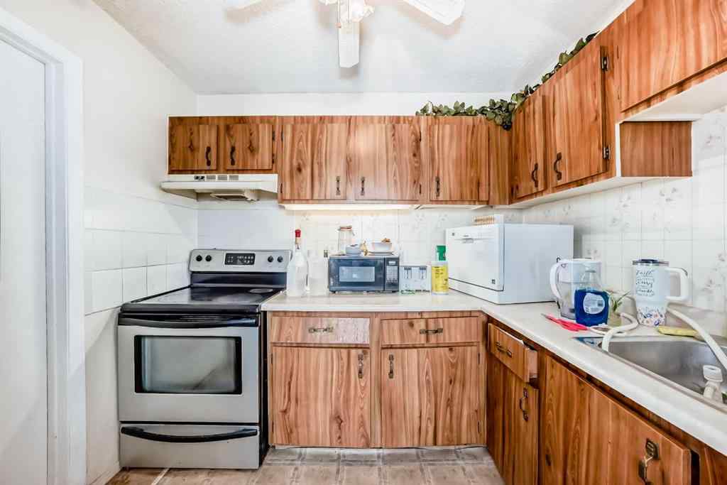 MLS® A2246148 - Unit #38 2511 38 Street NE in Rundle Calgary, Residential