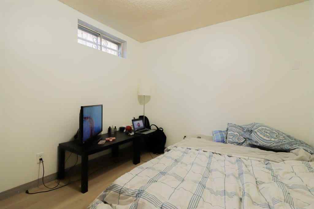 MLS® A2246149 - 236 Pinetree Road NE in Pineridge Calgary, Residential