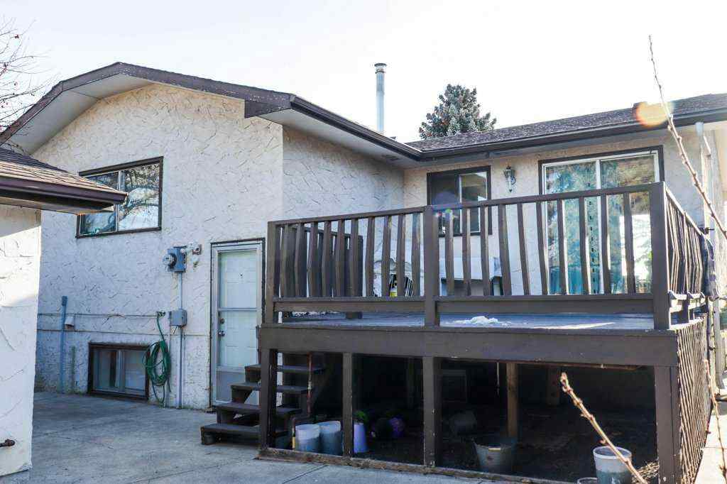MLS® A2246149 - 236 Pinetree Road NE in Pineridge Calgary, Residential
