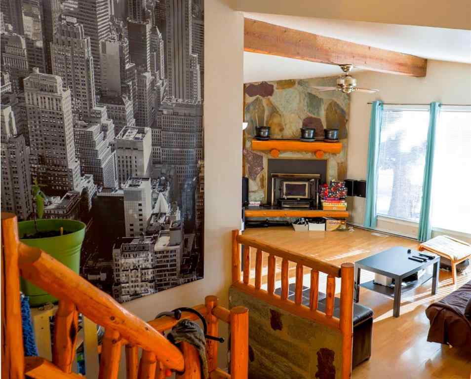 MLS® A2246149 - 236 Pinetree Road NE in Pineridge Calgary, Residential