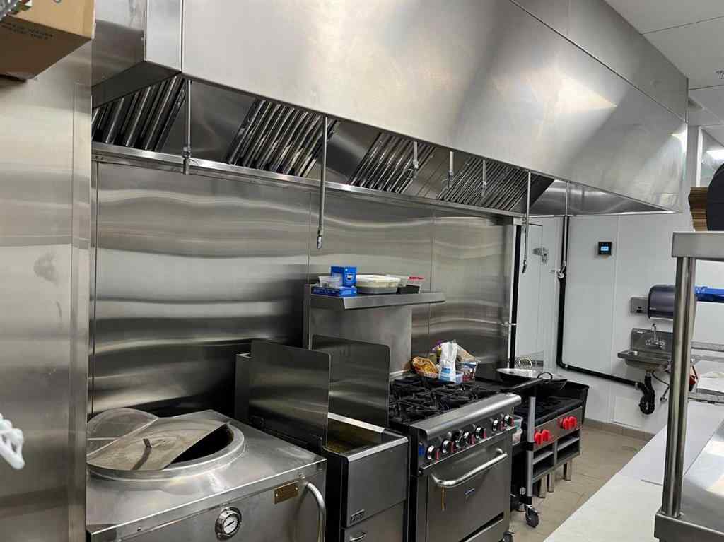 MLS® A2246150 - Unit #1110 2 Royal Vista Link NW in Royal Vista Calgary, Commercial