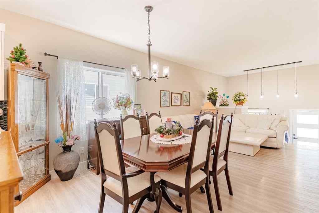 MLS® A2246152 - 11 Ian Way  in Iron Gate Sylvan Lake, Residential