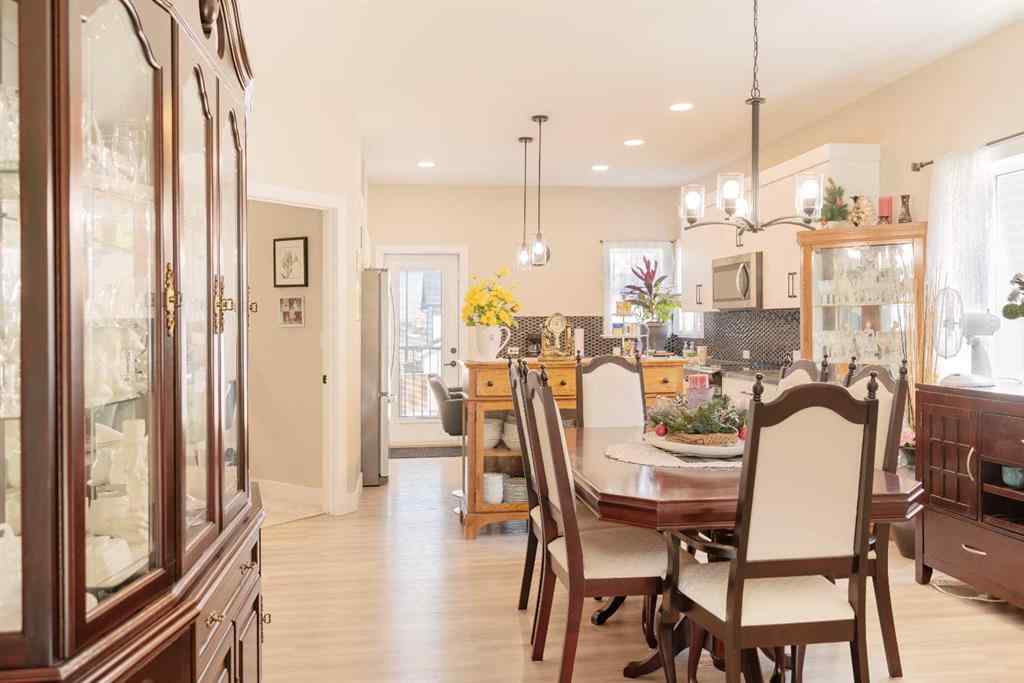 MLS® A2246152 - 11 Ian Way  in Iron Gate Sylvan Lake, Residential