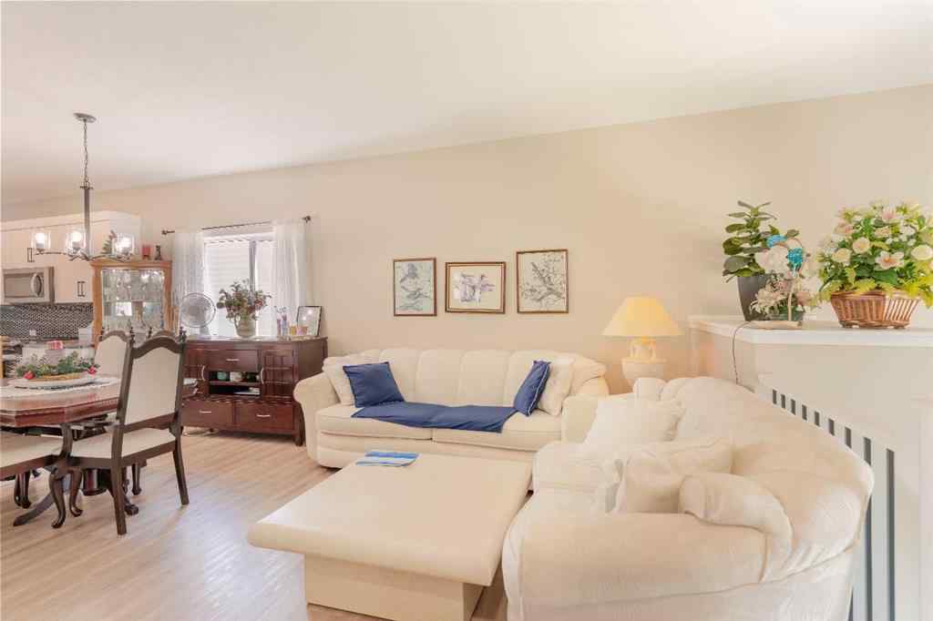 MLS® A2246152 - 11 Ian Way  in Iron Gate Sylvan Lake, Residential