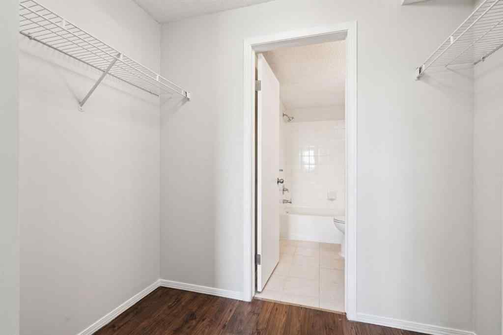 MLS® A2246156 - Unit #224 1717 60 Street SE in Red Carpet Calgary, Residential