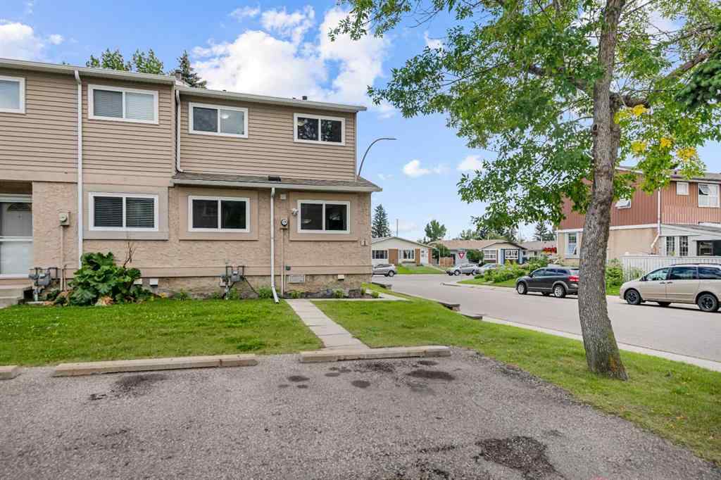 MLS® A2246163 - Unit #1 5520 1 Avenue SE in Penbrooke Meadows Calgary, Residential