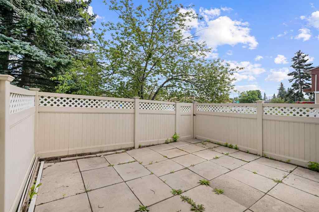 MLS® A2246163 - Unit #1 5520 1 Avenue SE in Penbrooke Meadows Calgary, Residential