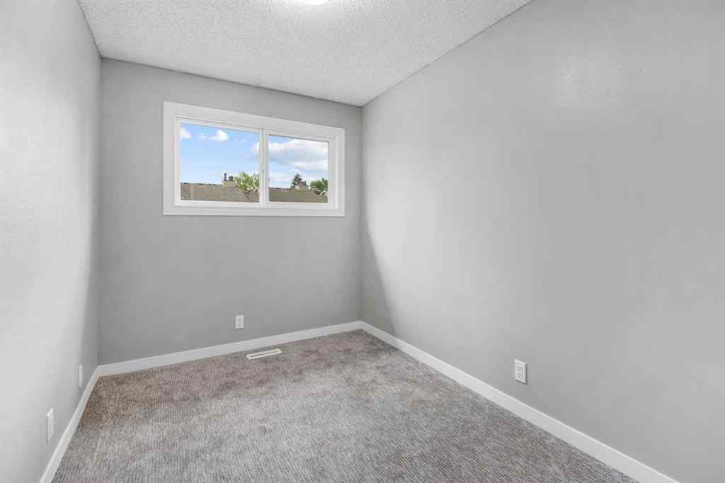 MLS® A2246163 - Unit #1 5520 1 Avenue SE in Penbrooke Meadows Calgary, Residential
