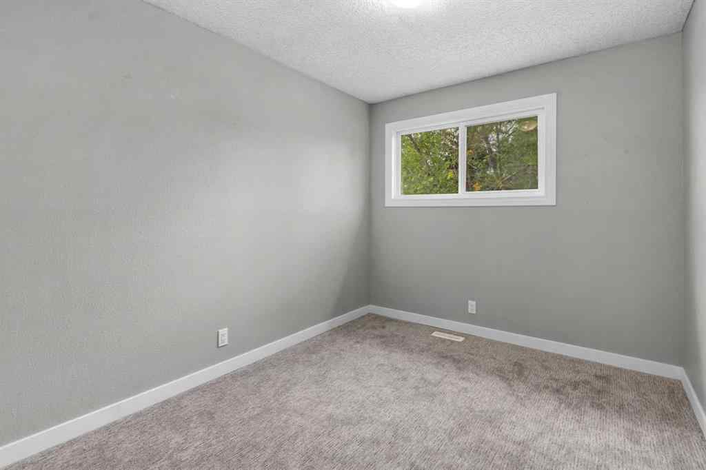 MLS® A2246163 - Unit #1 5520 1 Avenue SE in Penbrooke Meadows Calgary, Residential