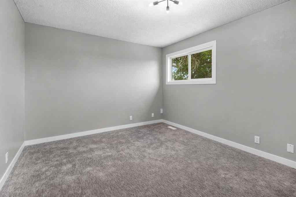 MLS® A2246163 - Unit #1 5520 1 Avenue SE in Penbrooke Meadows Calgary, Residential