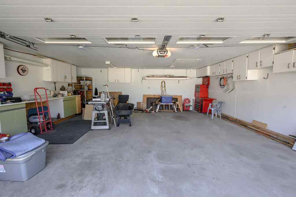 MLS® A2246183 - 9653 113 Avenue  in Mountview Grande Prairie, Residential