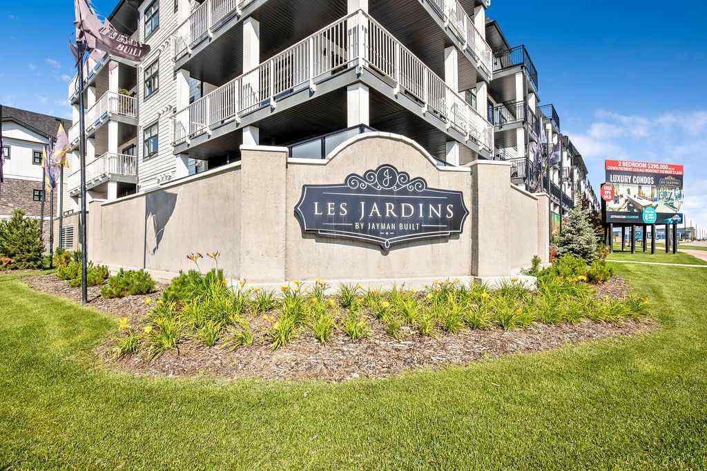 MLS® A2246193 - Unit #122 255 Les Jardins Park  in Douglasdale/Glen Calgary, Residential