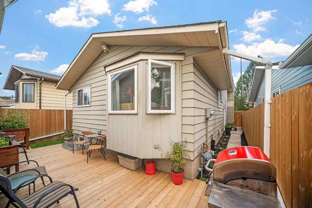 MLS® A2246199 - 84 Rivervalley Drive SE in Riverbend Calgary, Residential