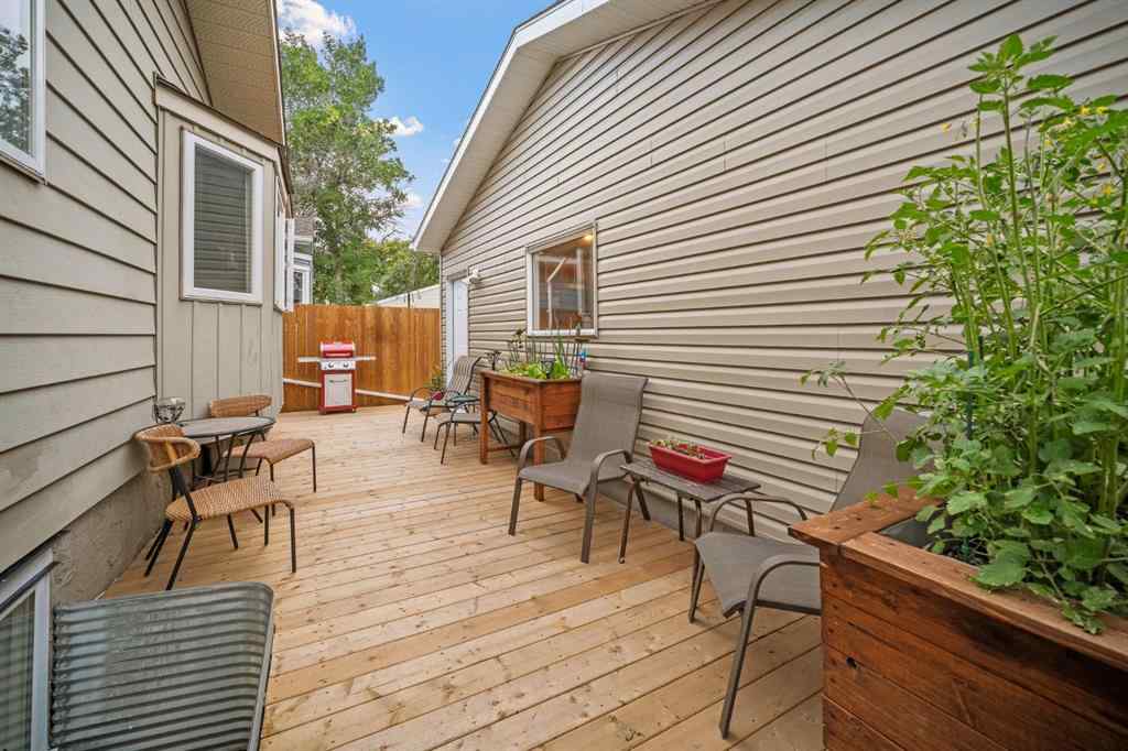 MLS® A2246199 - 84 Rivervalley Drive SE in Riverbend Calgary, Residential
