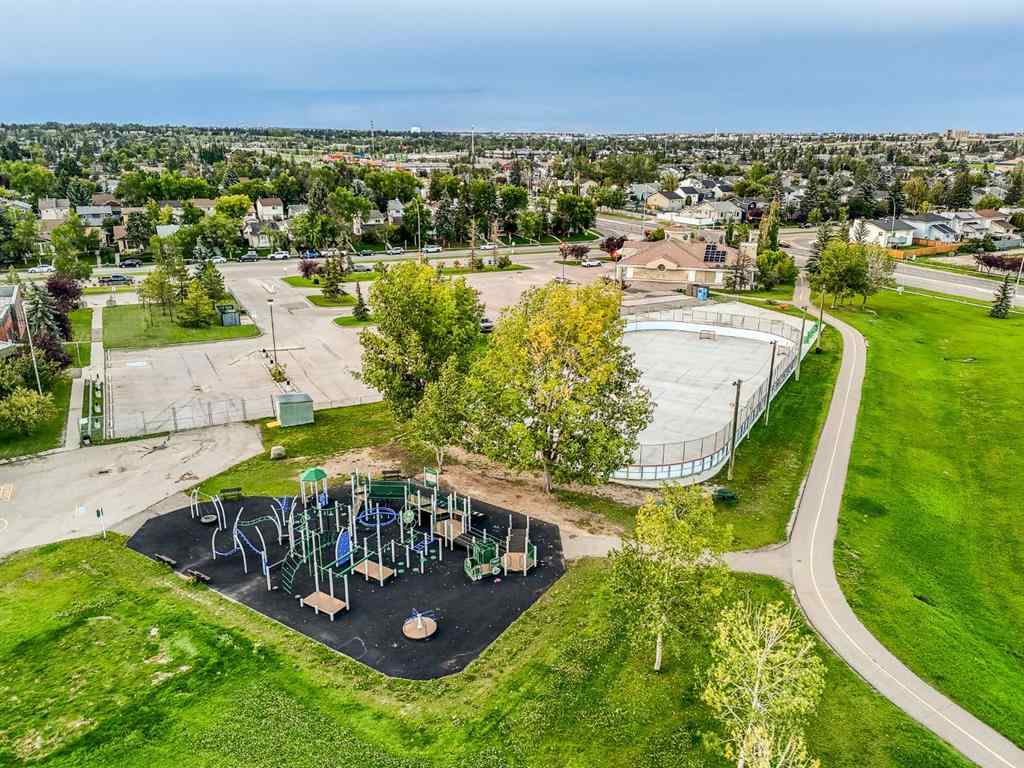 MLS® A2246199 - 84 Rivervalley Drive SE in Riverbend Calgary, Residential