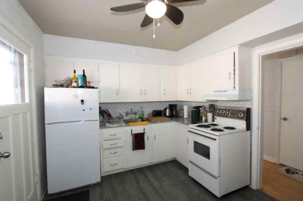 MLS® A2246207 - 106 26 Avenue NW in Tuxedo Park Calgary, Commercial
