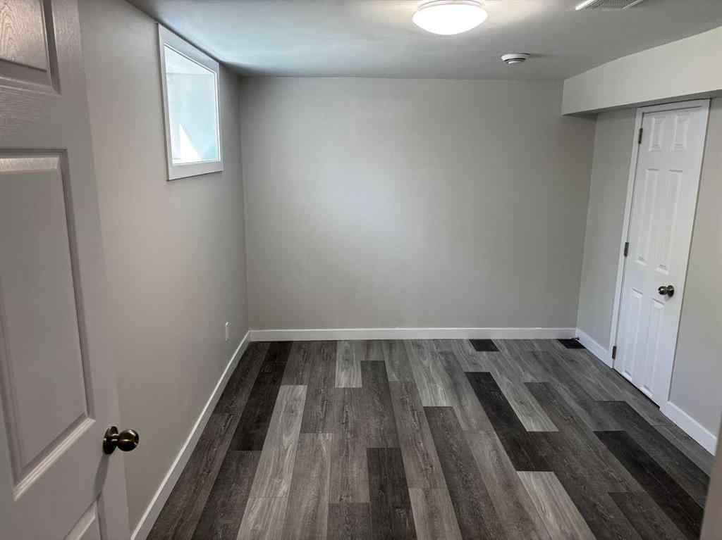 MLS® A2246207 - 106 26 Avenue NW in Tuxedo Park Calgary, Commercial