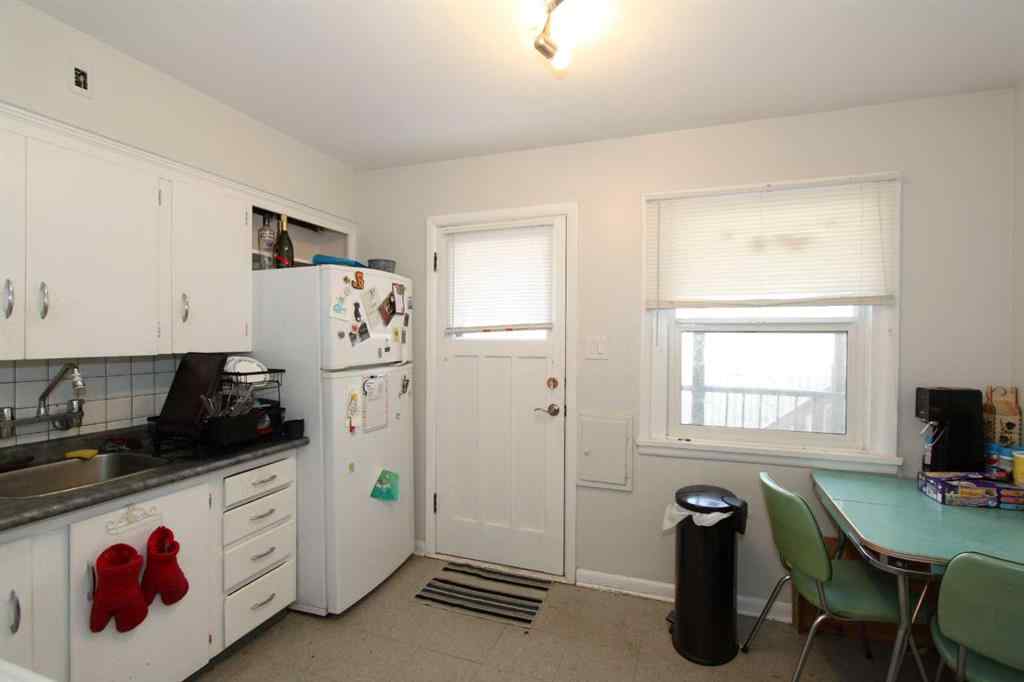 MLS® A2246207 - 106 26 Avenue NW in Tuxedo Park Calgary, Commercial