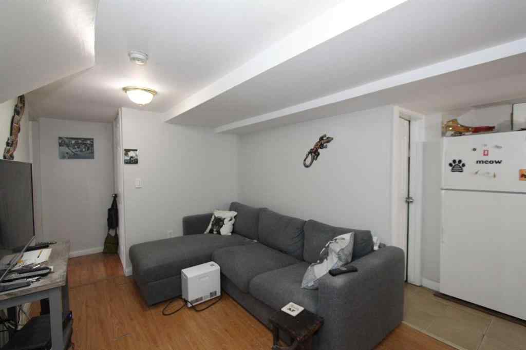 MLS® A2246207 - 106 26 Avenue NW in Tuxedo Park Calgary, Commercial