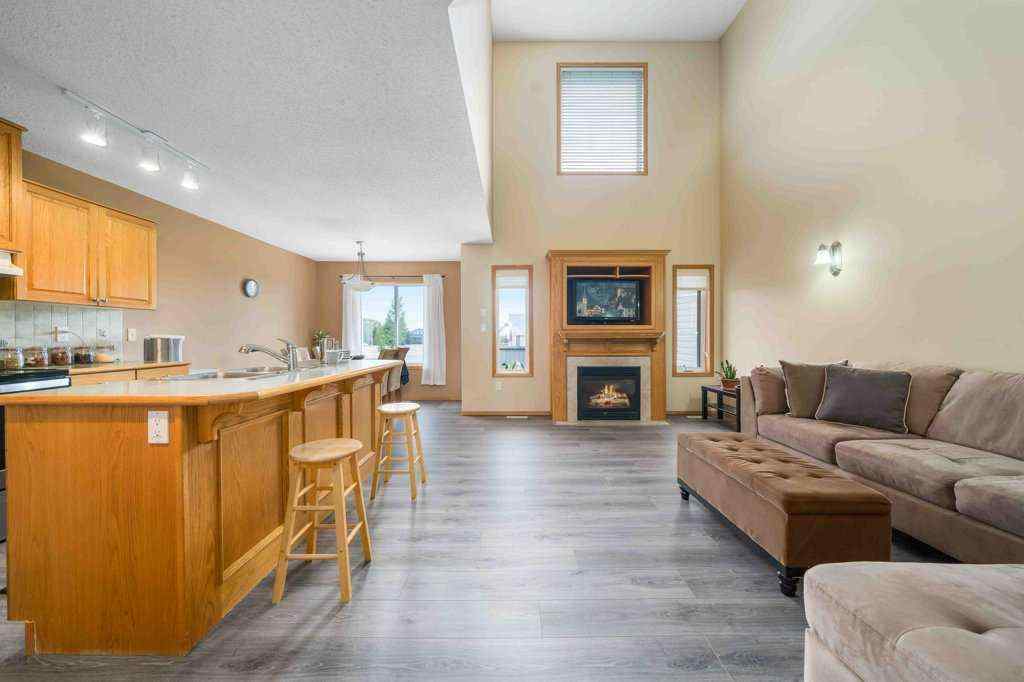 MLS® A2246222 - 6 Stonegate Crescent SE in SE Southridge Medicine Hat, Residential