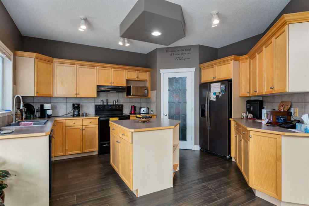MLS® A2246237 - 169 Tuscany Ridge Park NW in Tuscany Calgary, Residential